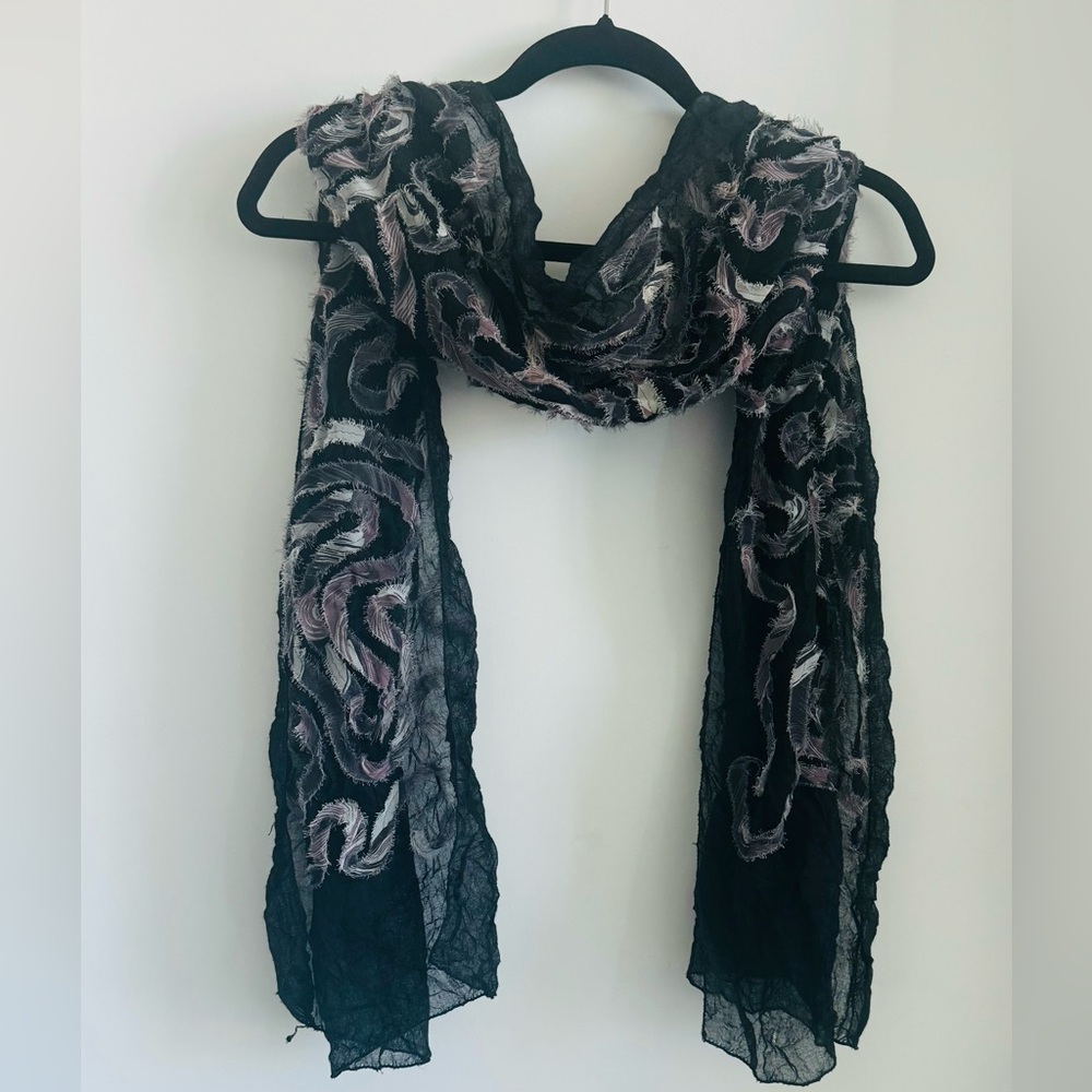 Scarf, black and mauve abstract